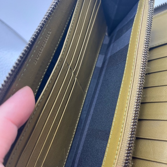 Burberry Elmore Pebbled Leather Zip-Around Wallet | Gray | $560 - Picture 8 of 12